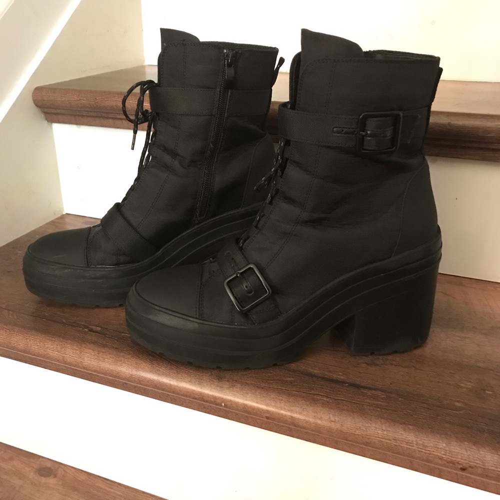 COMBAT Black Women's Boots